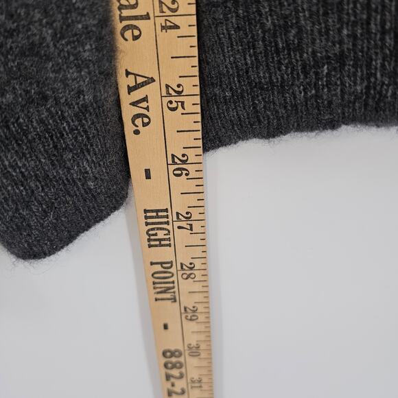 Cashmere Boutique Charcoal 100% Cashmere V-Neck Quiet Luxury Pullover Sweater S - Picture 5 of 6